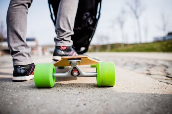 Kép: http://www.longboardstroller.com